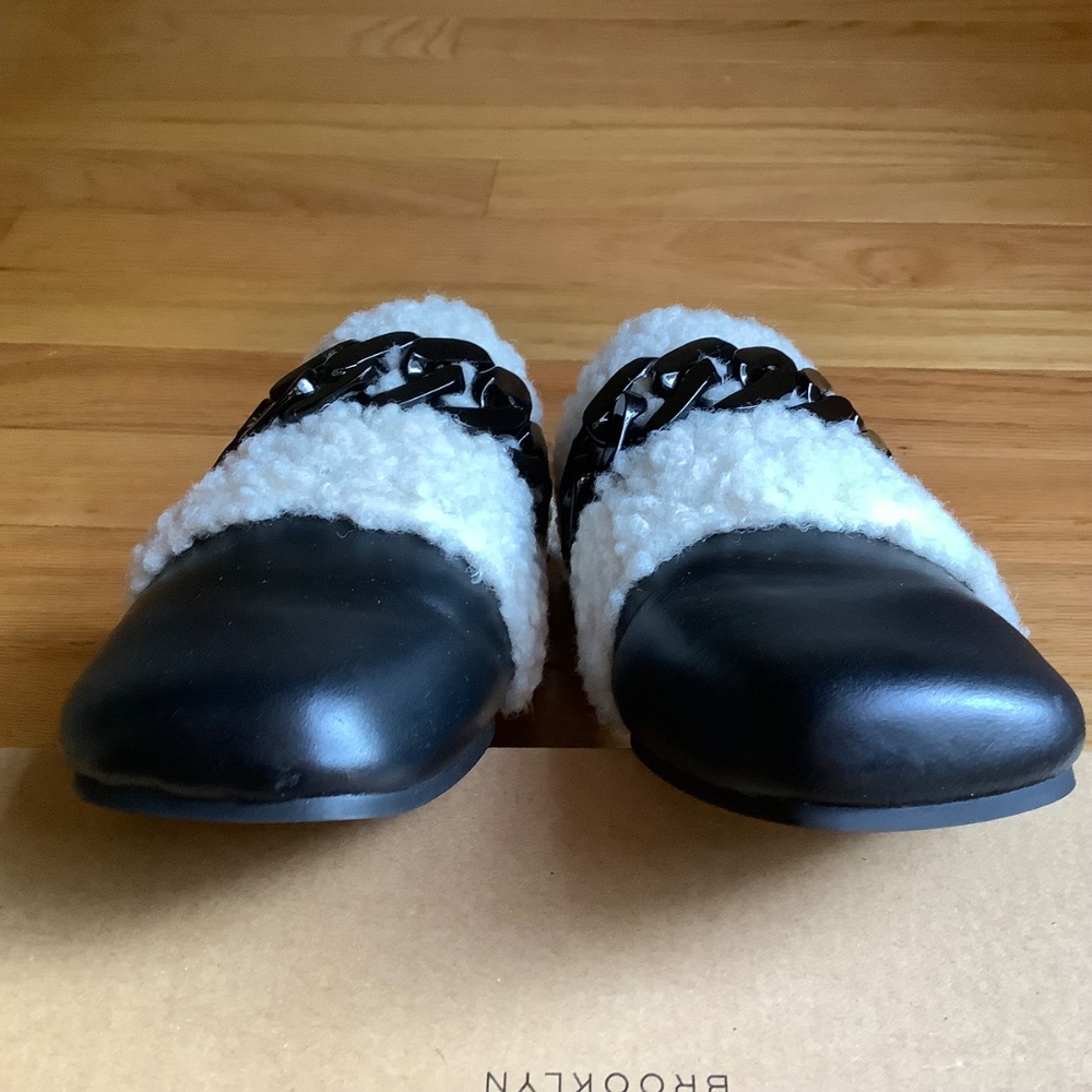 Kelsi Dagger Chunky Chain Faux Shearling Leather Slip-On Mule  Black SZ 9.5 - Picture 6 of 14